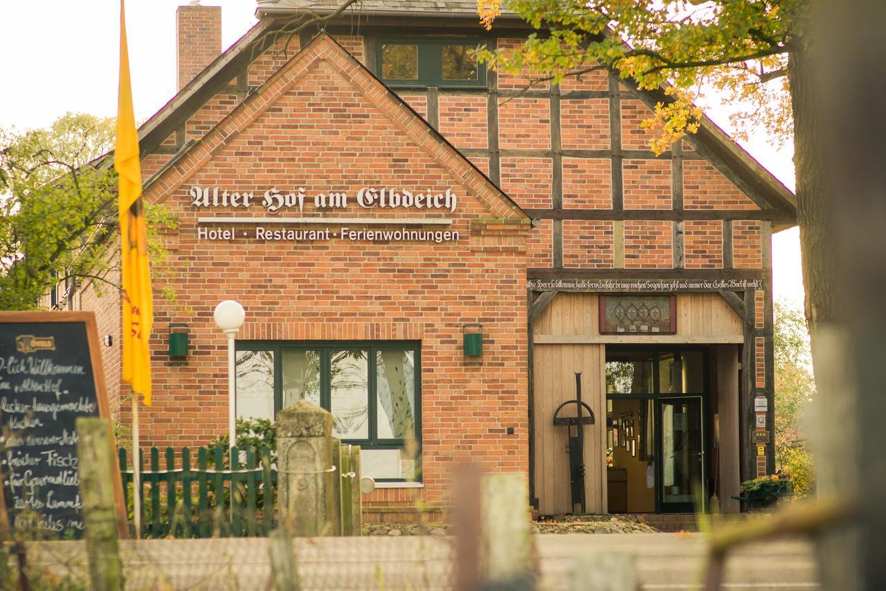 Hotel Alter Hof Am Elbdeich Unbesandten Esterno foto